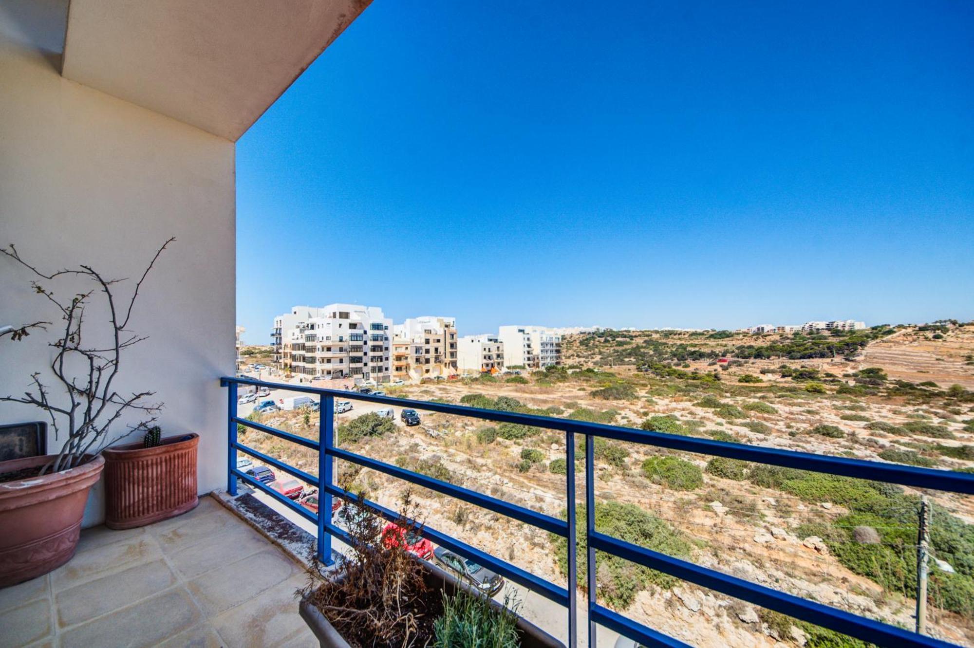 Appartement Stunning 3br Xemxija With Breathtaking Views By 360 Estates *